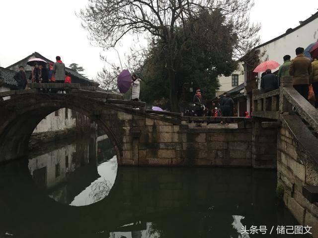 秋瓷炫近照曝光被嘲大婶脸!昔日女神今判若两人,网友直呼认不出